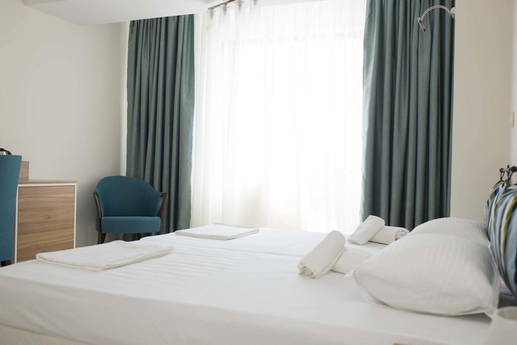 Ema Hotel Sozopol Bagian luar foto